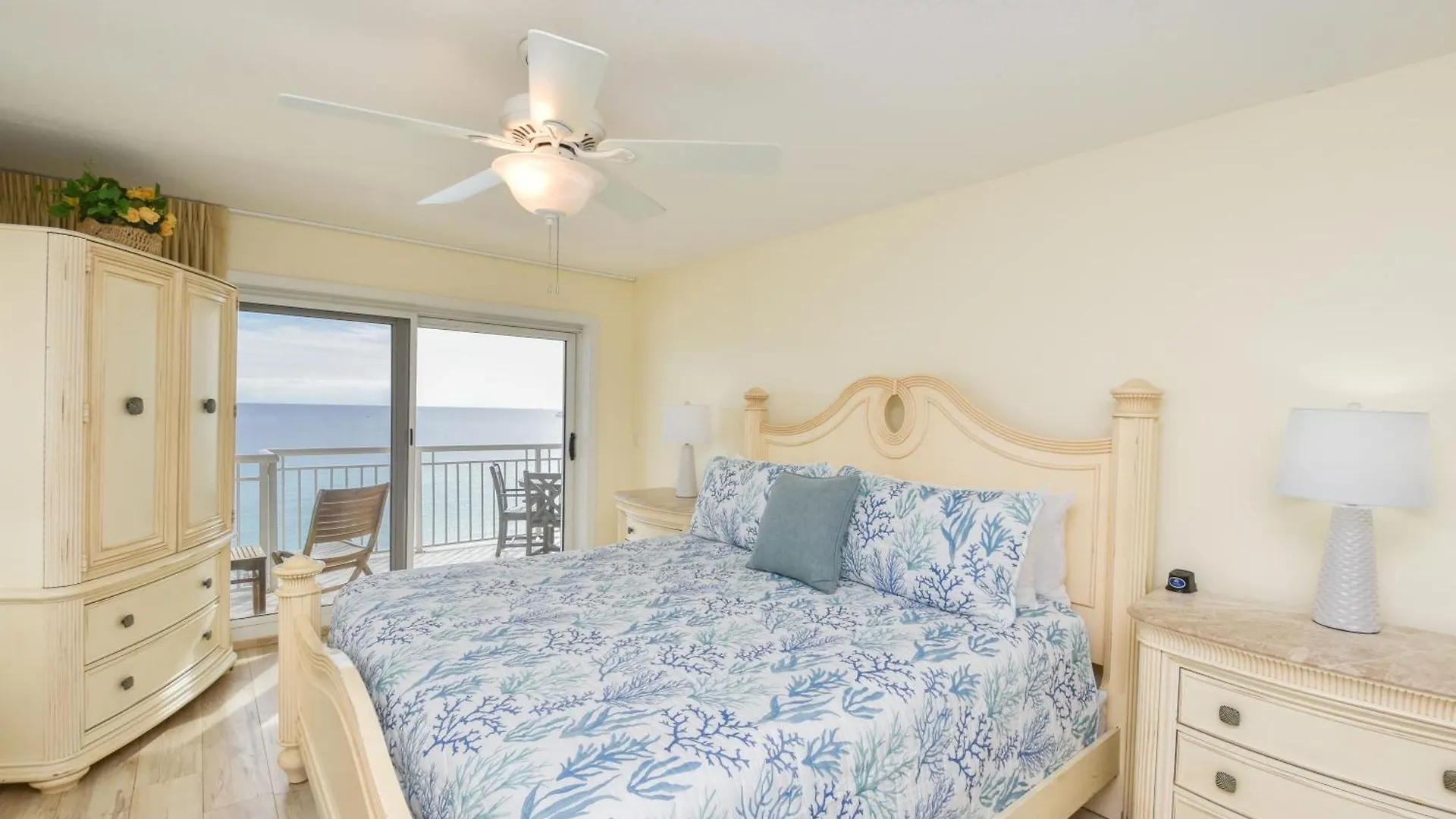Destin Towers 92 Apartment